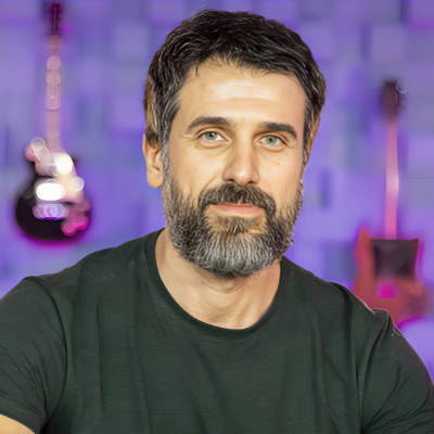 Eriberto Leão