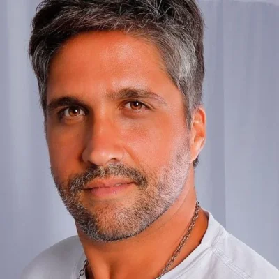 Leo Chaves